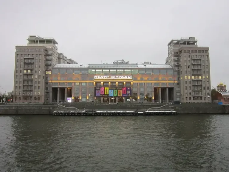 Большой Каменный мост