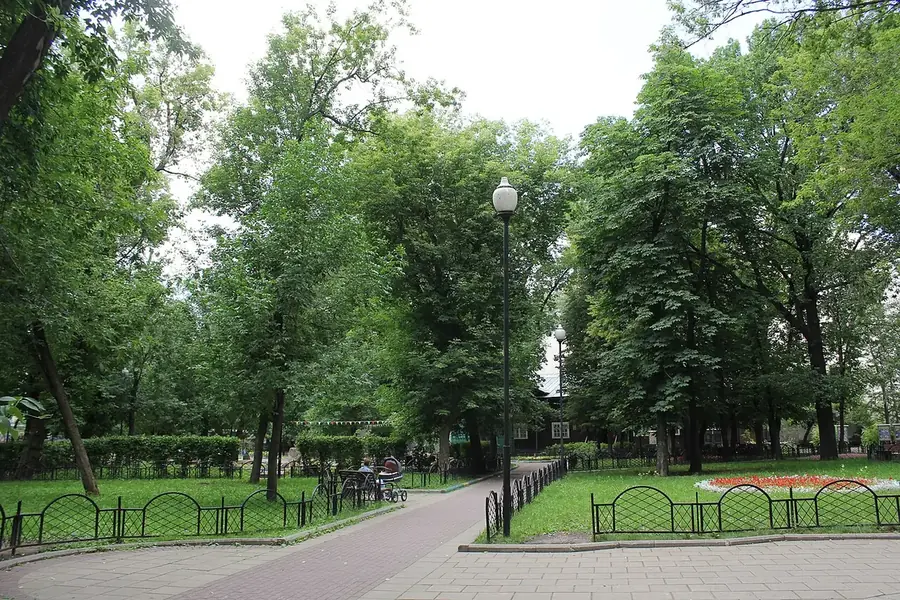 Фото: Милютинский парк