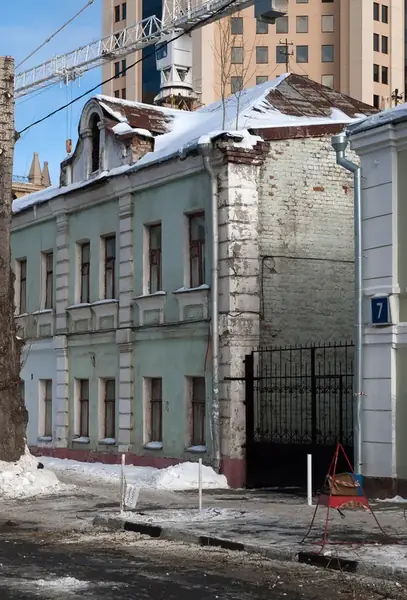 Select Paveletskaya