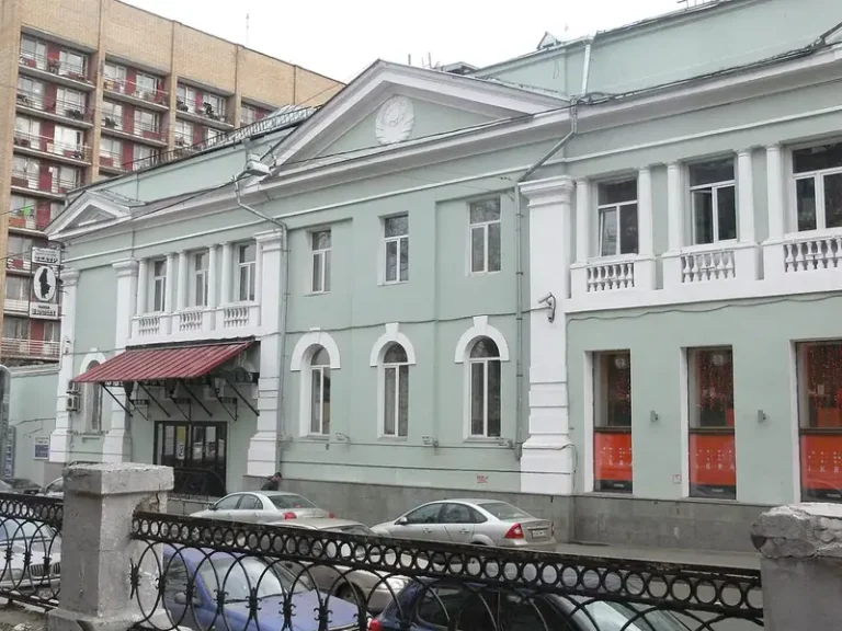 Театр имени Гоголя