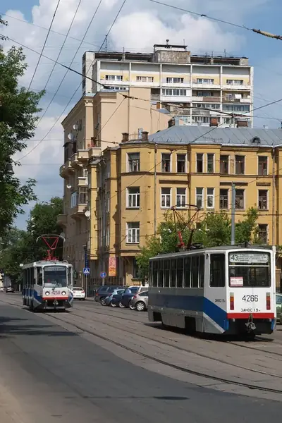 Здесь на Таганке